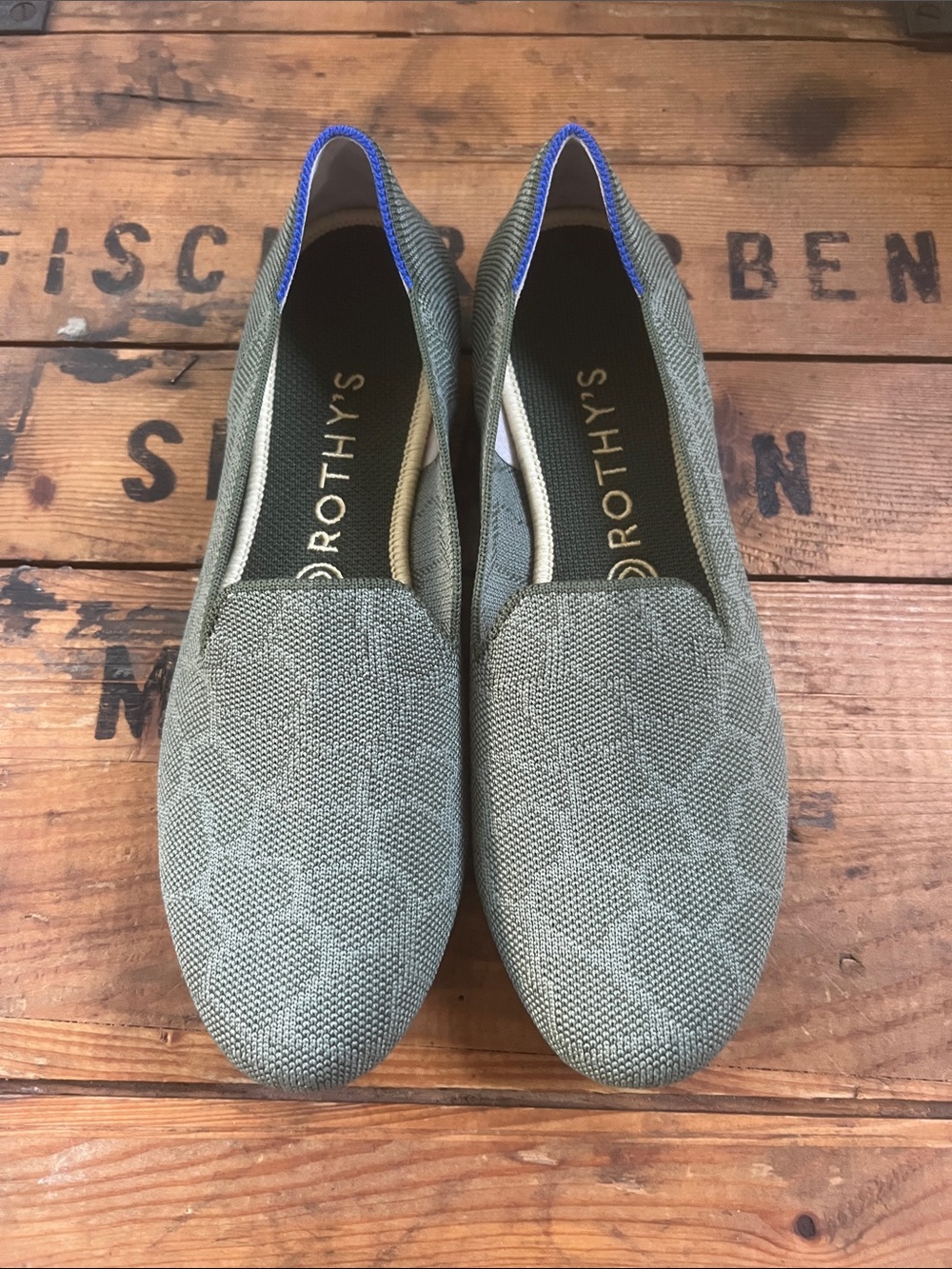 Rothys Womens The Loafer Safari Size 9 New